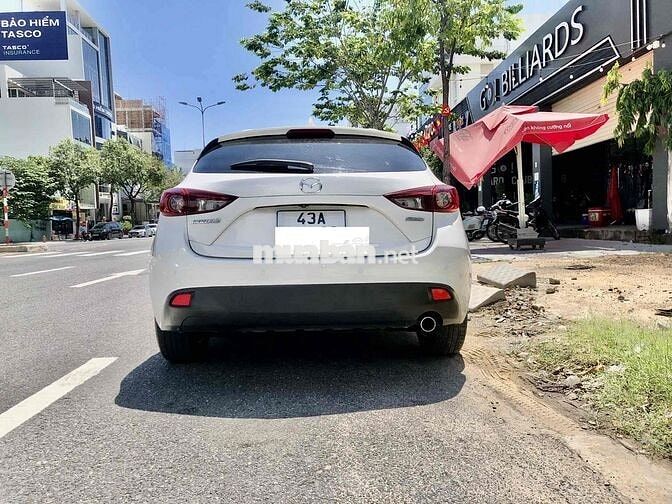 Mazda 3 2015 1.5 AT Hatchback - 77000 km