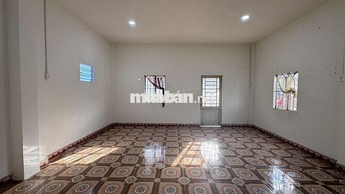 NHÀ 1 TRỆT 1 LỬNG - 2 MẶT TIỀN HẺM, TCH07, QUẬN 12