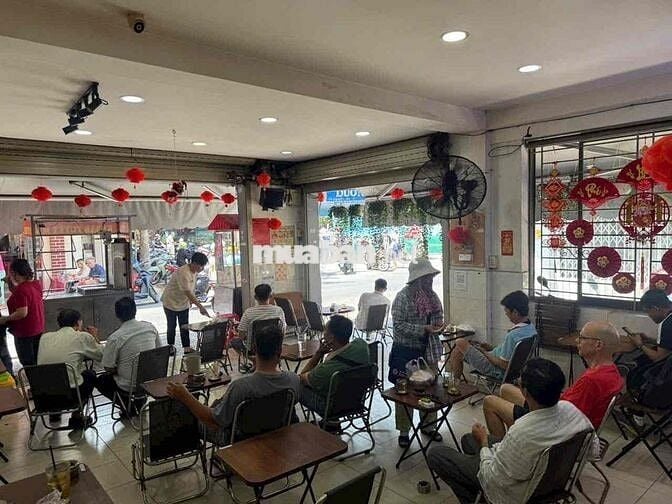 Q10_SANG QUÁN CF GÓC 2MT VỊ TRÍ ĐẮC ĐỊA ĐỐI DIỆN 3 TRƯỜNG HỌC Q10