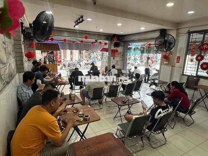 Q10_SANG QUÁN CF GÓC 2MT VỊ TRÍ ĐẮC ĐỊA ĐỐI DIỆN 3 TRƯỜNG HỌC Q10