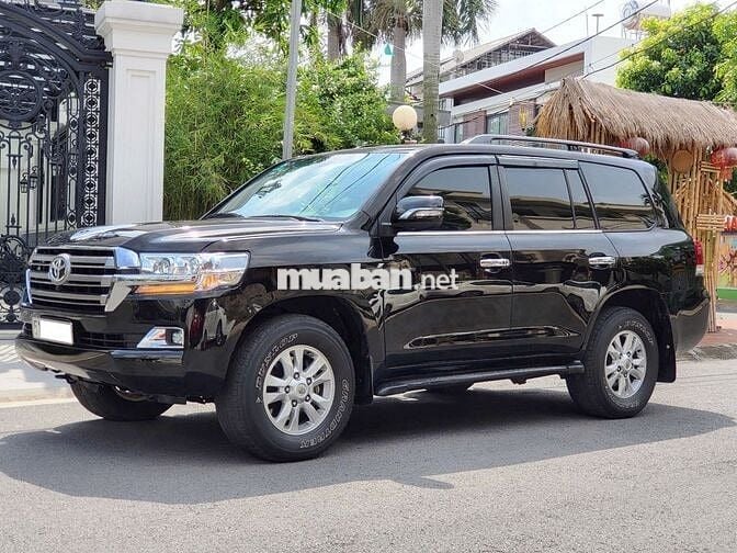 Toyota Land Cruiser 2009 VX 4.6 V8 - 100 km