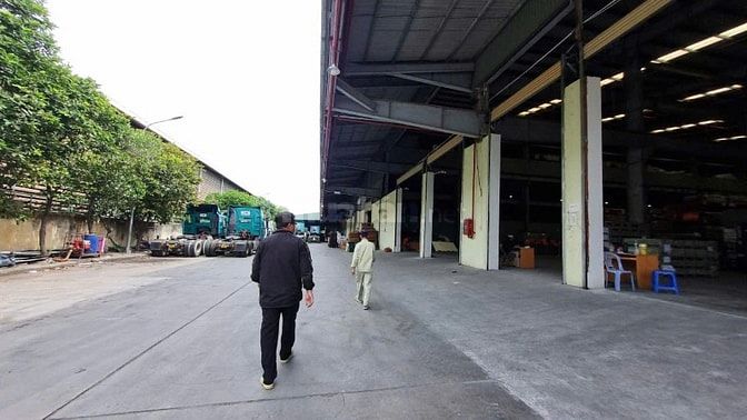 Cho thuê kho 1.350m² KCN Tân Tạo, Bình Tân, nền cao ráo, PCCC tự động 