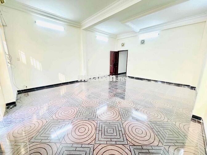 SIÊU PHẨM CHO THUÊ NHÀ NGANG (6 x 20 mét) -  HẺM ĐẸP 3/2 - Giá thuê rẻ