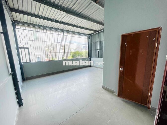 SIÊU PHẨM MẶT TIỀN LÝ THƯỜNG KIỆT Q10 - NHÀ MỚI ĐẸP FULL ỐP KÍNH