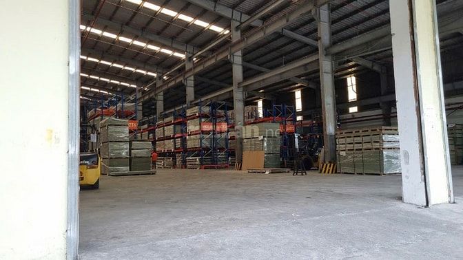 Cho thuê kho 1.350m² KCN Tân Tạo, Bình Tân, nền cao ráo, PCCC tự động 