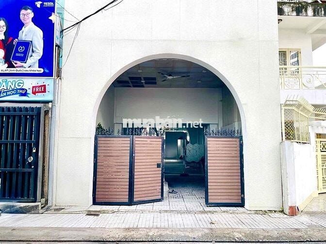 CHO THUÊ NHÀ MẶT TIỀN VIP 702D SƯ VẠN HẠNH Q10 - 6 MÉT TRỆT TRỐNG SUỐT