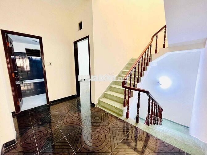 SIÊU PHẨM CHO THUÊ NHÀ NGANG (6 x 20 mét) -  HẺM ĐẸP 3/2 - Giá thuê rẻ