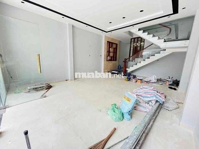 SIÊU PHẨM MẶT TIỀN LÝ THƯỜNG KIỆT Q10 - NHÀ MỚI ĐẸP FULL ỐP KÍNH