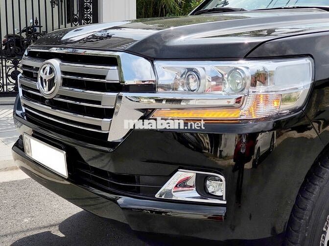 Toyota Land Cruiser 2009 VX 4.6 V8 - 100 km