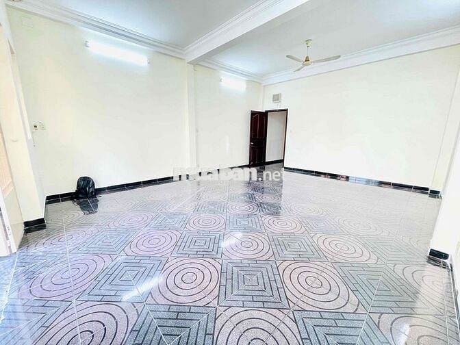 SIÊU PHẨM CHO THUÊ NHÀ NGANG (6 x 20 mét) -  HẺM ĐẸP 3/2 - Giá thuê rẻ