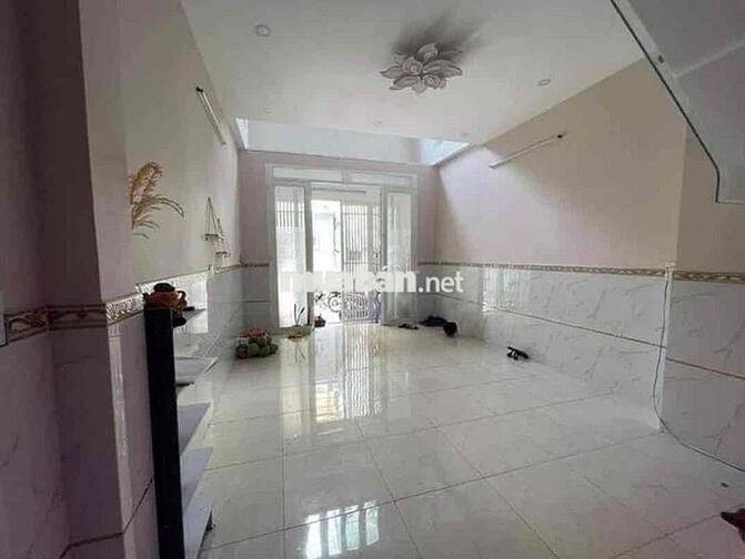 phòng trọ 15m2 âu dương lân p2q8