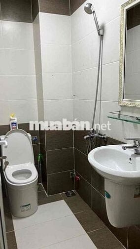 phòng trọ 15m2 âu dương lân p2q8
