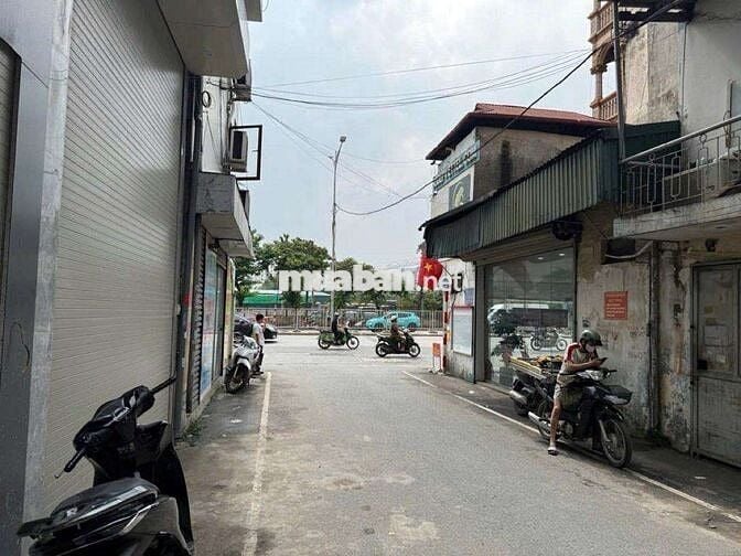Đất mặt đường giải phóng không qhoach
