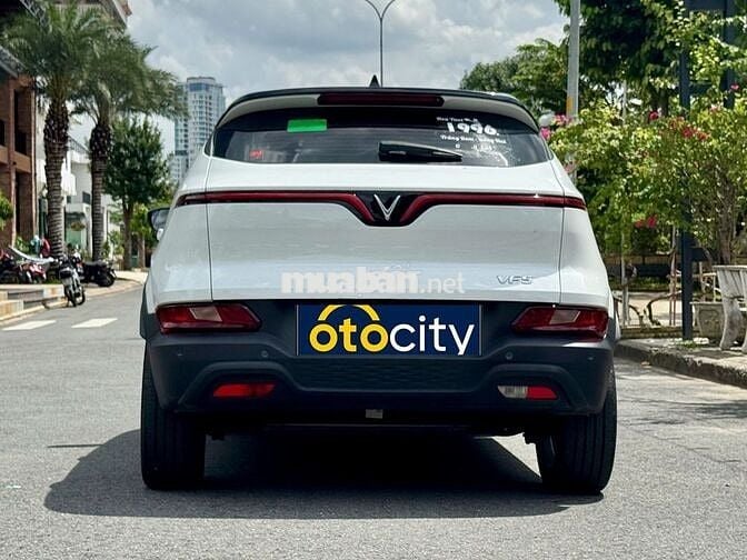 VinFast VF5 Plus 2024 - Màu trắng - 2v8km