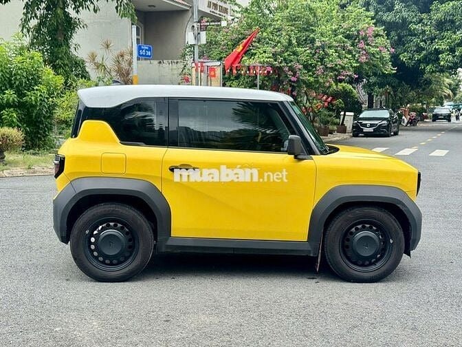 VinFast VF3 2024 - Màu vàng -1v2km - Thuê pin
