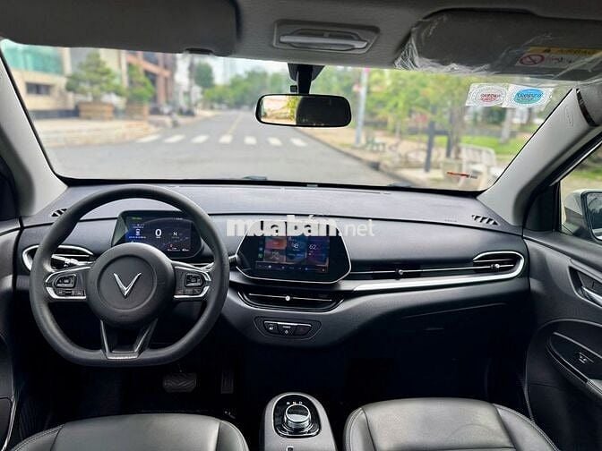 VinFast VF5 Plus 2024 - Màu trắng - 2v8km
