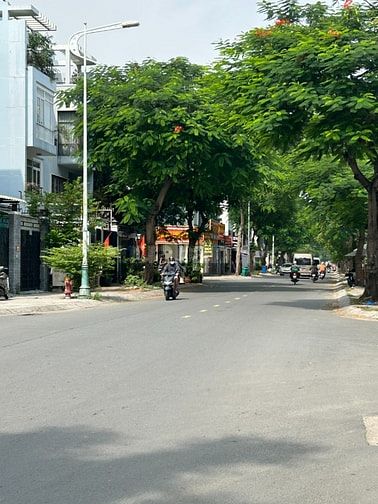 Đất 21 tỷ đến 34 tỷ đường 49 - khu dân cư 10 mẫu - P. Bình Trưng Đông