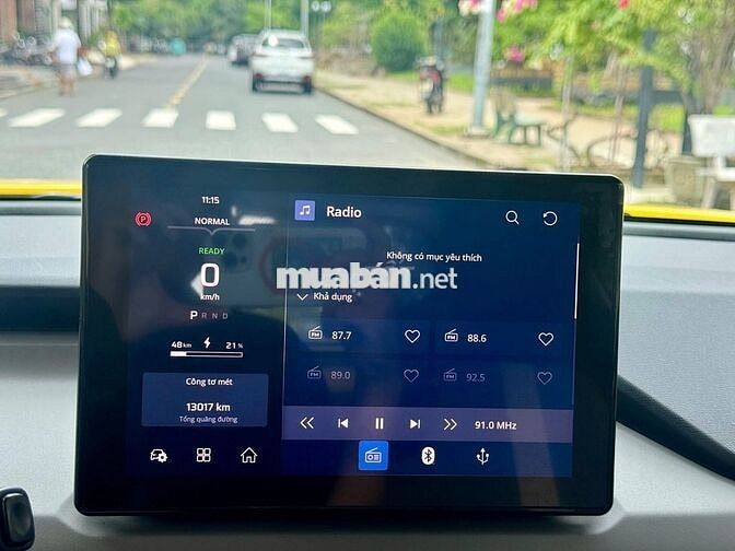 VinFast VF3 2024 - Màu vàng -1v2km - Thuê pin