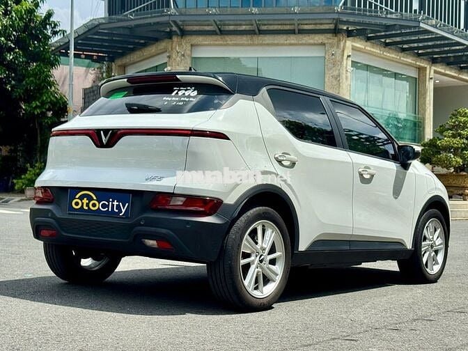 VinFast VF5 Plus 2024 - Màu trắng - 2v8km