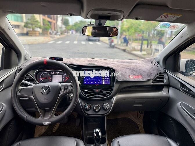 VinFast Fadil Base 2022 - Màu trắng - 3v8km
