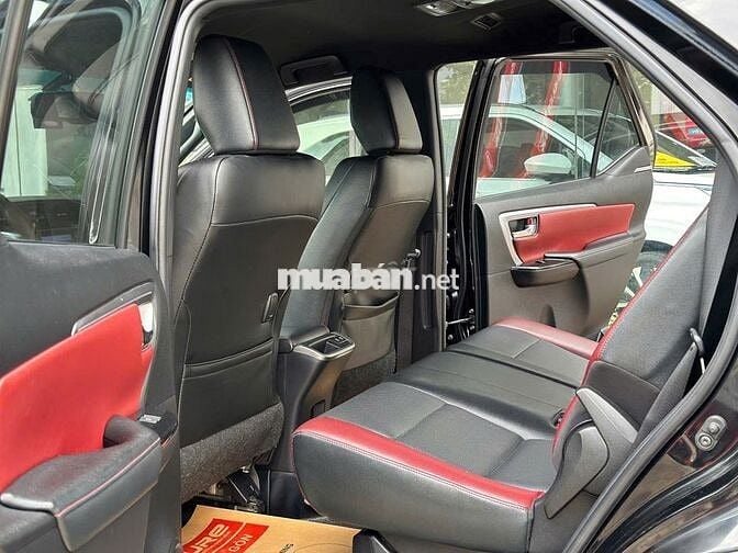 FORTUNER LEGENDER 2021 đẹp, odo 85k (GIÁ CÒN GIẢM)