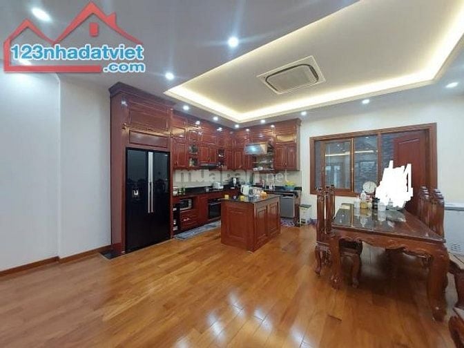 Bán nhà KĐT Trung Văn ô tô tránh vỉa hè dt 155m 5t mt 5m giá 33 tỷ