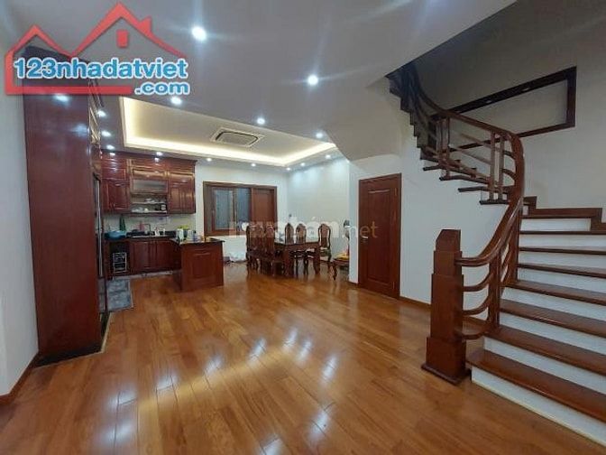 Bán nhà KĐT Trung Văn ô tô tránh vỉa hè dt 155m 5t mt 5m giá 33 tỷ