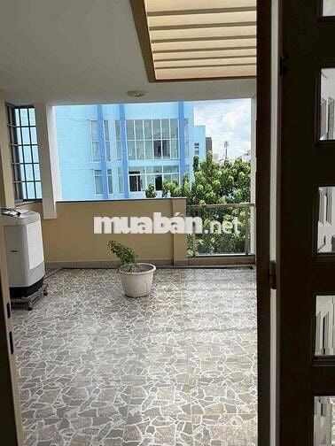 Cho thuê nhà MT Ba Vì, khu CX Bắc Hải Q10, 4x25m, trệt lửng 3 lầu