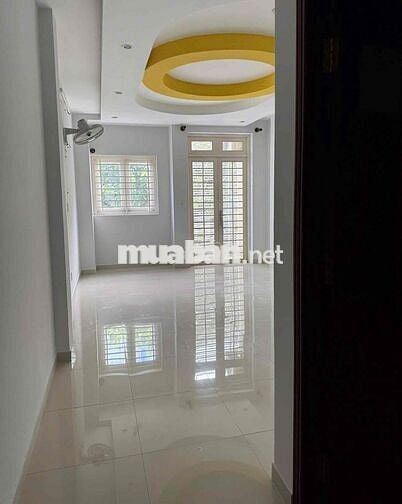 Cho thuê nhà MT Ba Vì, khu CX Bắc Hải Q10, 4x25m, trệt lửng 3 lầu