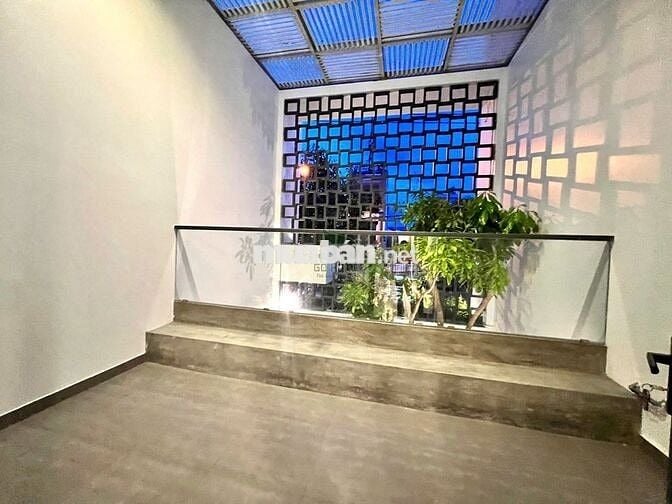 CHO THUÊ NHÀ KINH DOANH 3 PN SIÊU RỘNG ĐẸP MẶT ĐƯỜNG LÊ HỒNG PHONG