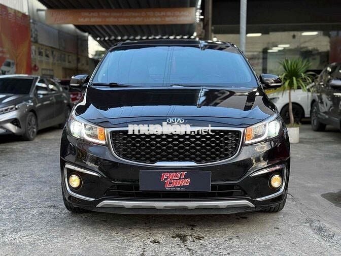 Kia Sedona 2015 3.3L GATH - 63000 km không lỗi