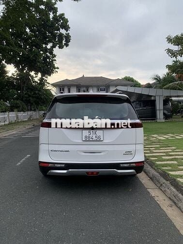 Kia Carnival 2021 2.2D Signature - 89000 km