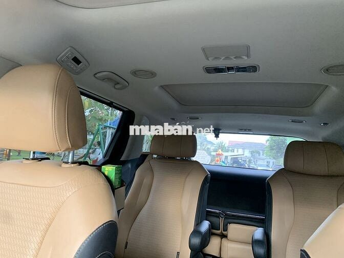 Kia Carnival 2021 2.2D Signature - 89000 km