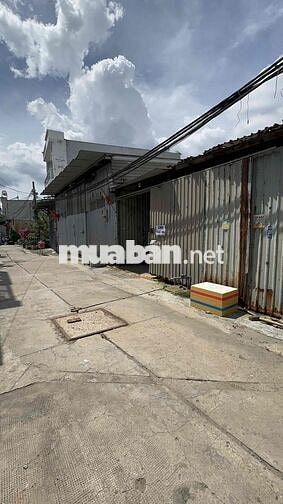nhà xưỡng bình chánh 7.5m x 40 m hẽm xe tải