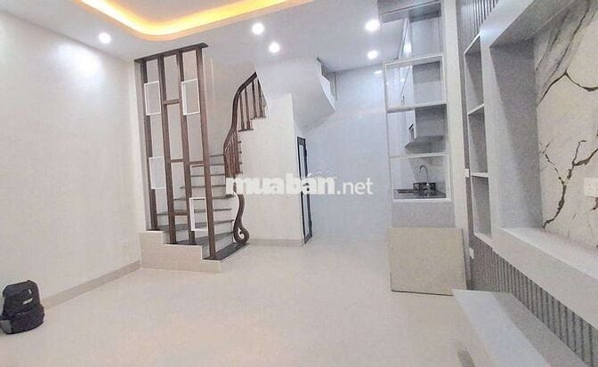 NGỌC TRỤC ĐẠI MỖ 🏠MỚI,🚗 7 CHỖ ĐỖ GỬI NGAY NHÀ, 33M2 mt4.4m,Ở THÍCH