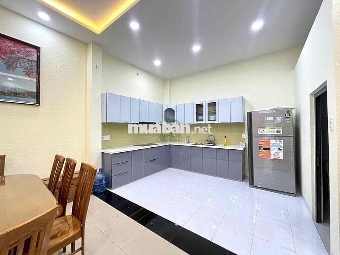 CHO THUÊ NHÀ NGUYÊN CĂN 3 TẦNG PHƯỜNG TÂY NHA TRANG GIÁ 15 TRIỆU/ THÁN