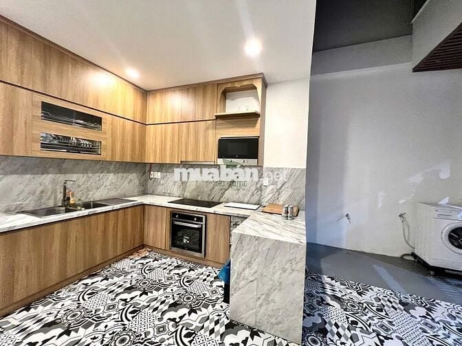 CHO THUÊ NHÀ KINH DOANH 3 PN SIÊU RỘNG ĐẸP MẶT ĐƯỜNG LÊ HỒNG PHONG
