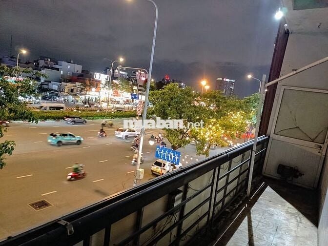TRỌ 30M2 - MẶT TIỀN ĐIỆN BIÊN PHỦ/NGÃ TƯ HÀNG XANH