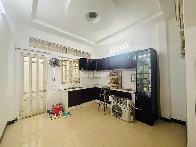 Chính chủ bán nhà 2 mặt tiền hẻm Quận 7