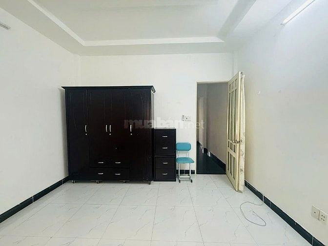 Chính chủ bán nhà 2 mặt tiền hẻm Quận 7