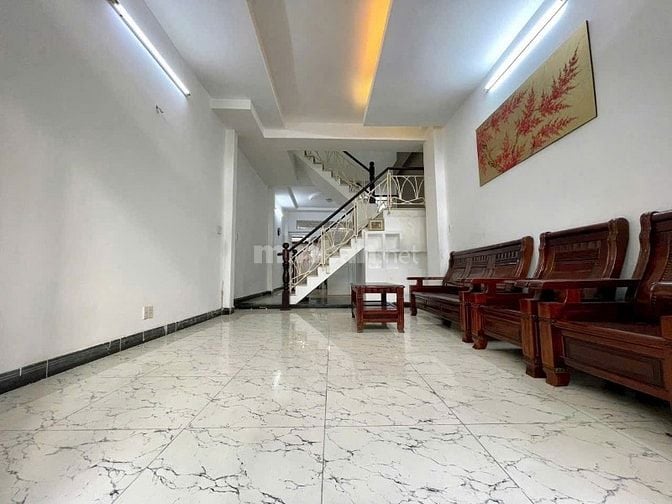 Chính chủ bán nhà 2 mặt tiền hẻm Quận 7