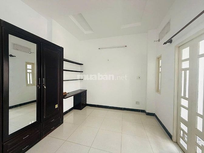 Chính chủ bán nhà 2 mặt tiền hẻm Quận 7