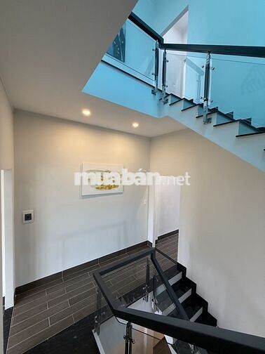 Nhà villa 108m2 4phòng ngủ, đường An Phú 35, ngay chợ Phú Phong