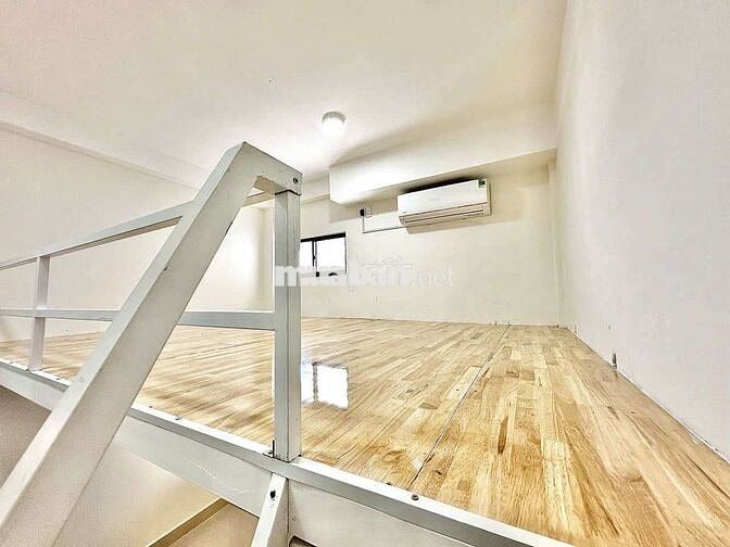 Phòng Gác Lửng Đẹp Mới Xây Ngay Cầu Thị Nghè