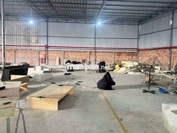 Cho thuê xưởng 1200m2 tại Tân Phước Khánh Tân Uyên Bình Dương