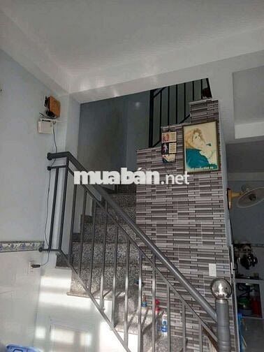 Nhà chi thuê Lý Thánh Tông, TP (2PN 2WC) hẻm 4m thông thoáng, sạch sẽ