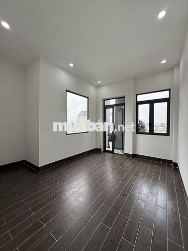 Nhà villa 108m2 4phòng ngủ, đường An Phú 35, ngay chợ Phú Phong