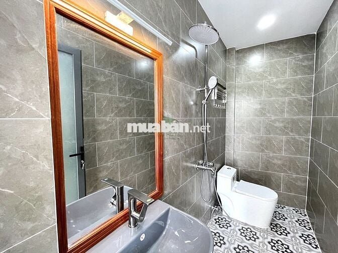 CHO THUÊ NHÀ NGUYÊN CĂN MỚI XÂY 1 TRỆT 2 LẦU Ở VĨNH PHƯỚC GIÁ 15 TRIỆU