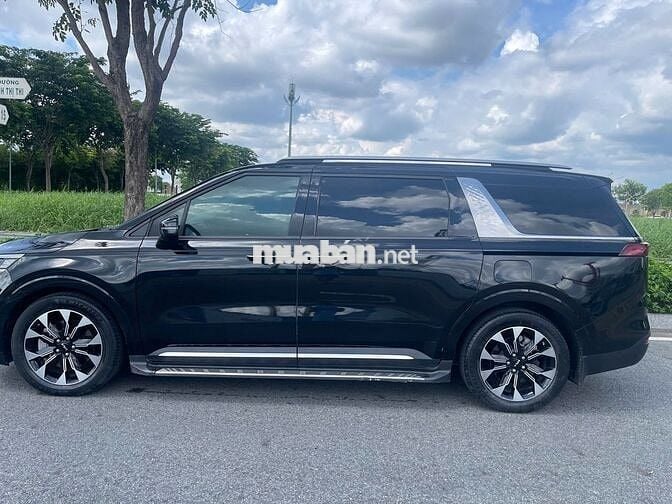 Kia Carnival 2022 2.2D Premium 7 chỗ - 51000 km