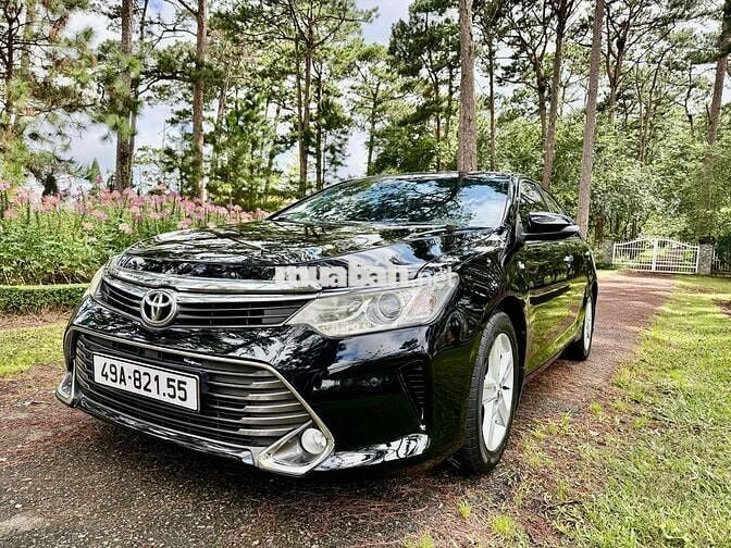 chính chủ bán Toyota Camry 2016 2.5Q -odo 8 vạn km